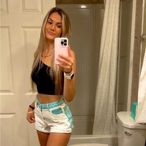 Meet your Posher, Lizzy